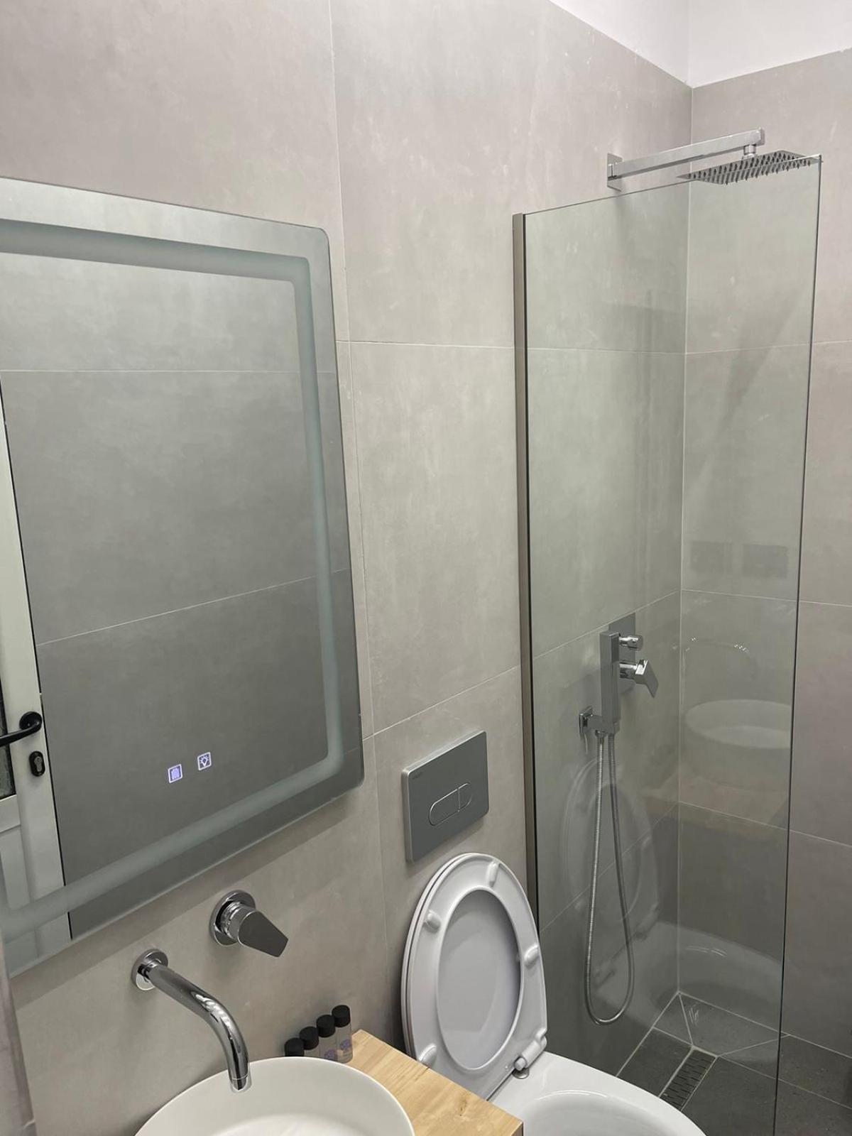 Aries Apartments Saranda Zewnętrze zdjęcie